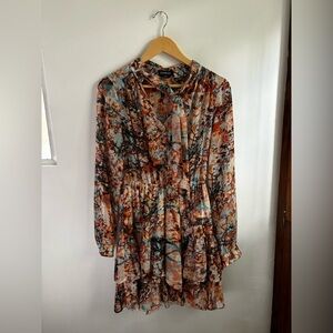 BEBE | Flowy mini dress | size medium